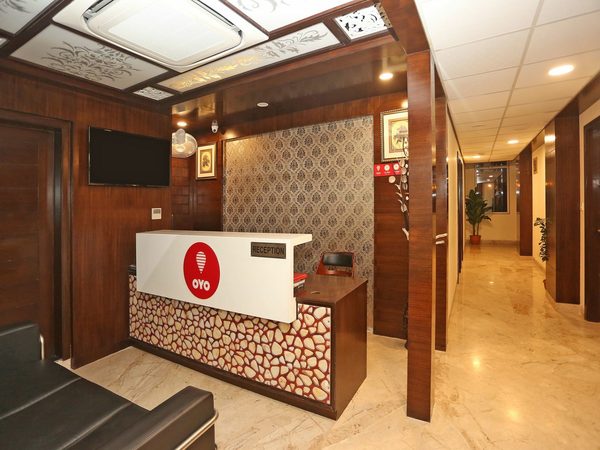 Oyo 9753 Hotel Cheelgadi Dźajpur Zewnętrze zdjęcie